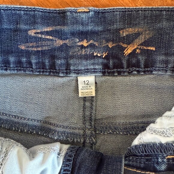 Seven7 Tummyless Jean Shorts Size 12 - Picture 4 of 7